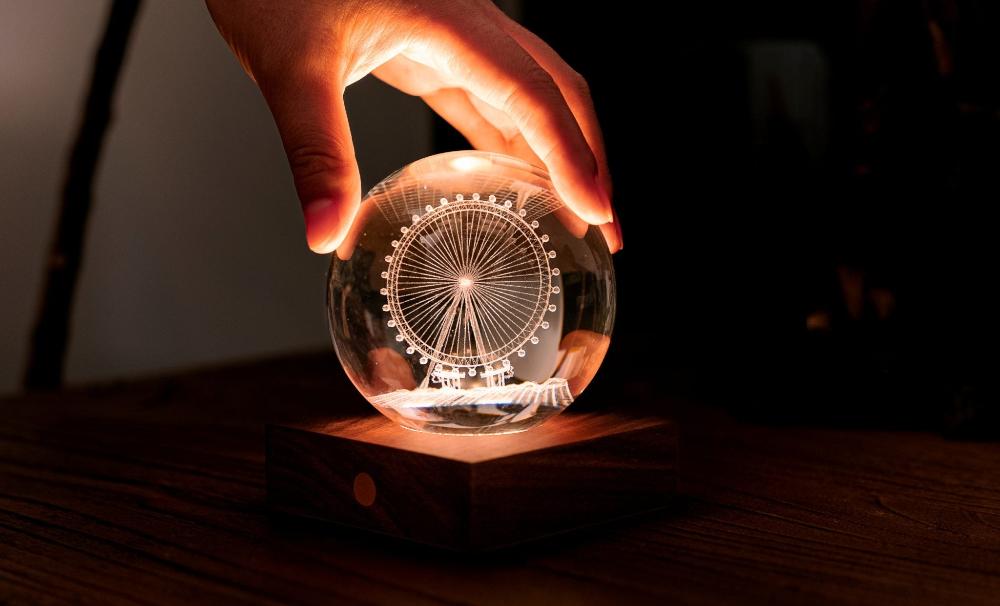 Ferris Wheel - Amber Crystal Light -boule lumineuse en cristal - Gingko