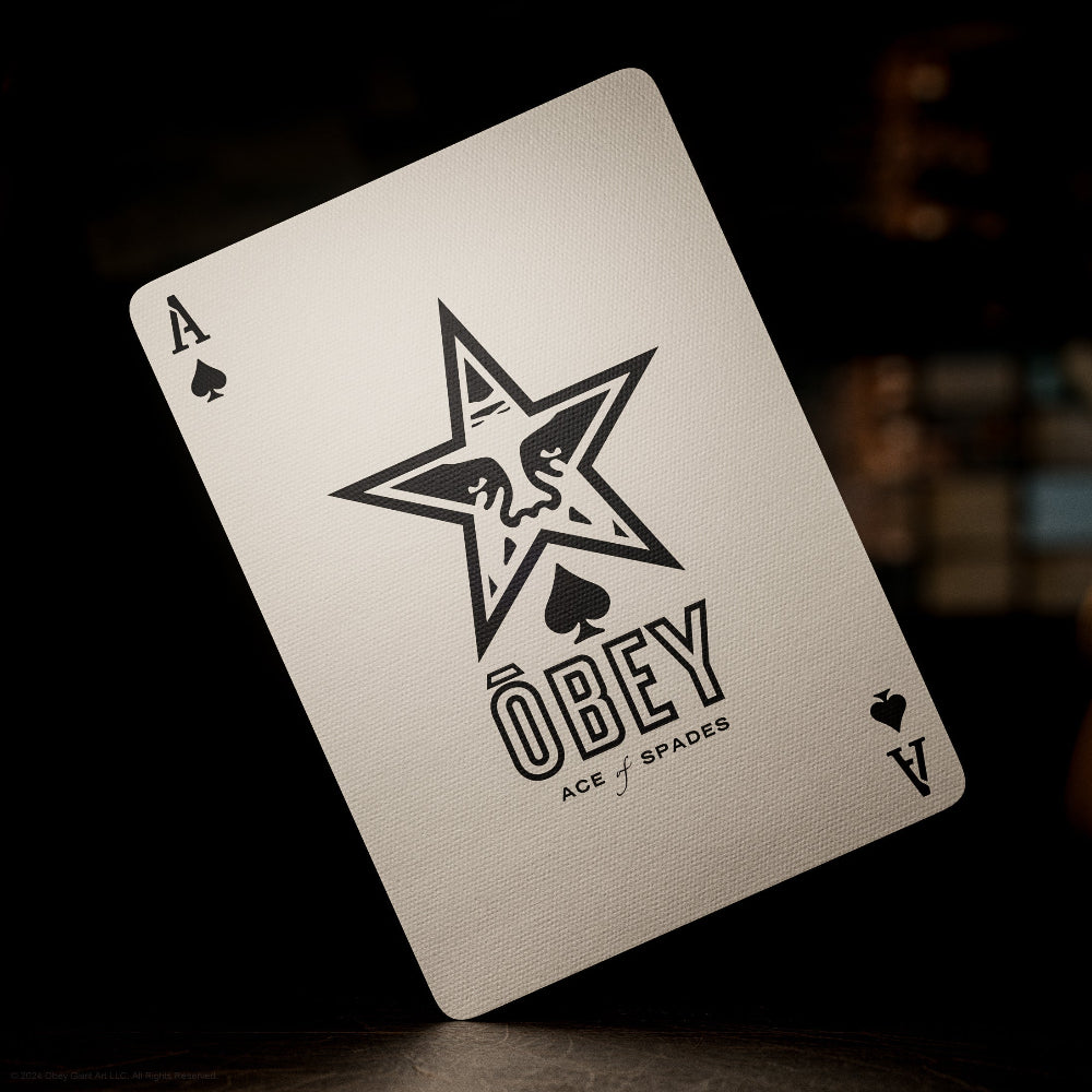 jeu de cartes Gold Obey - Theory 11