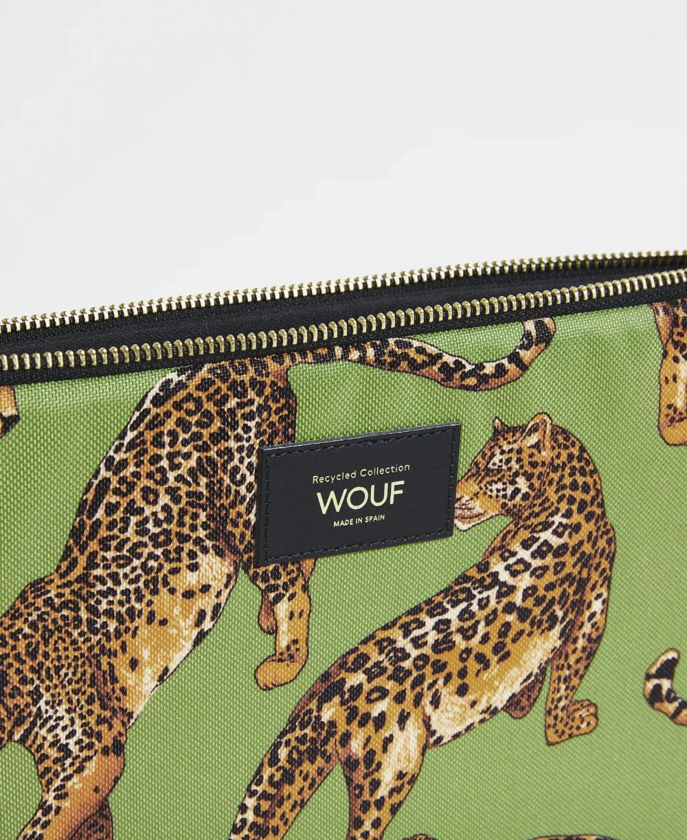 Wouf housse de protection collection Olive Léopard avec son motif animal