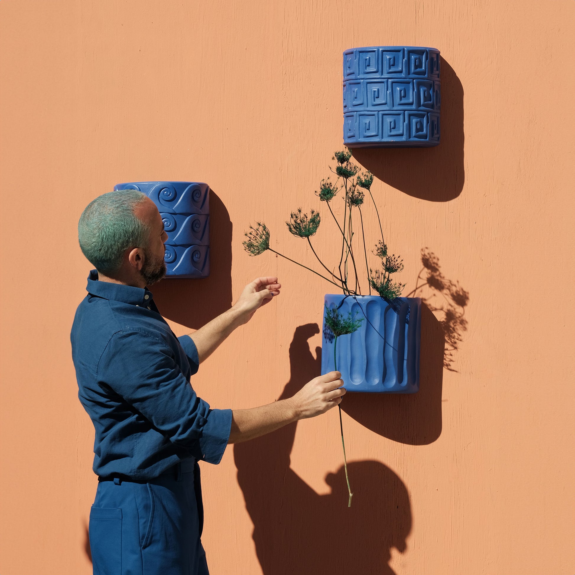 Dorico Magna Graecia Seletti - Pot mural en terracotta bleu Cobalt